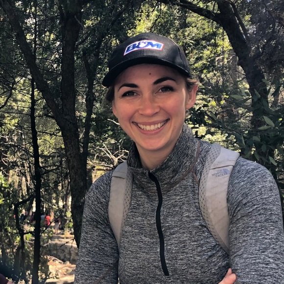 Meet your Posher, Krista - Picture 1 of 4